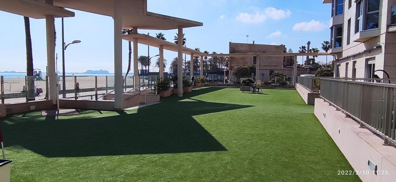 Sunny&Beach In Valencia Exterior photo